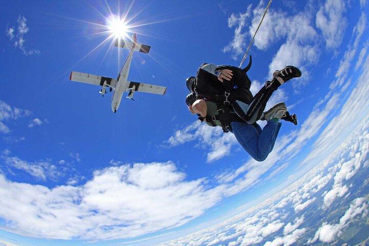 Tandem Skydiving Pattaya af Thai Sky Adventures