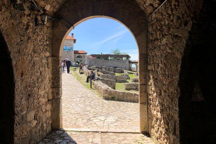 Gita di un giorno a Kruja e Scutari da Tirana (3-6 persone)