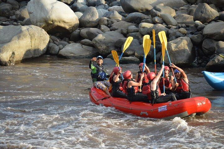 Rafting på Pastaza River Level III+ og IV