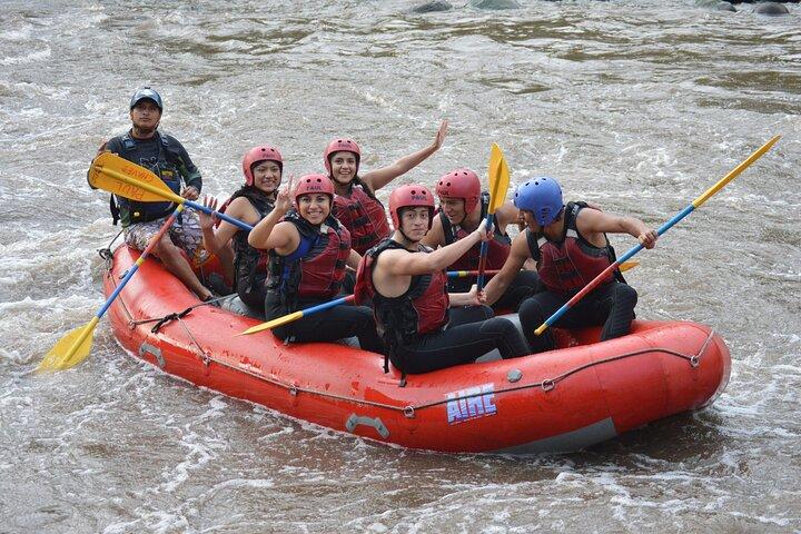 Rafting på Pastaza River Level III+ og IV