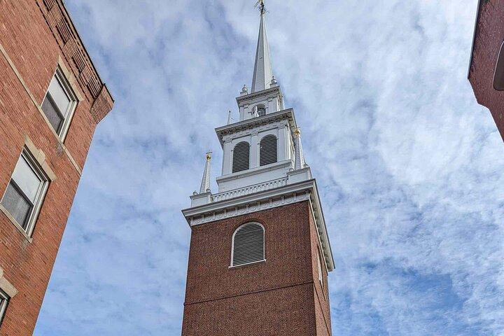 Bostons Freedom Trail: A Self-Guided Audio Tour