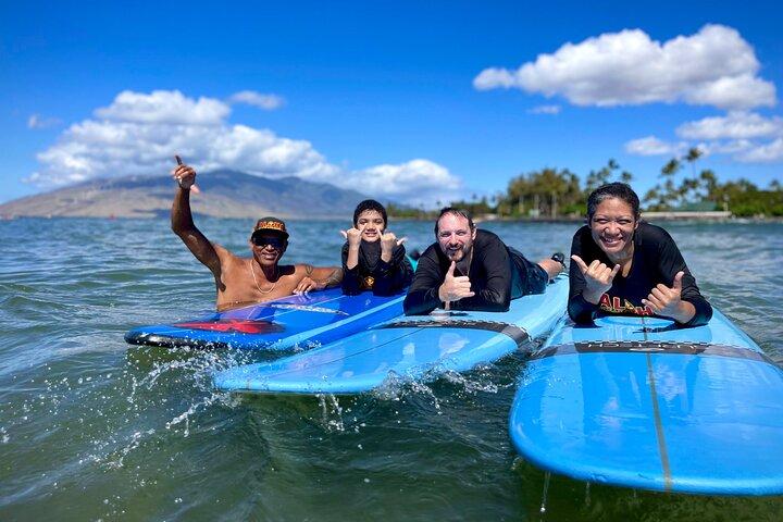 Hawaii-ejede og drevne surflektioner i Kihei, Maui