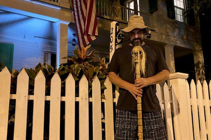 Key West Haunted Pub Crawl and Ghost Tour mit kostenlosem T-Shirt