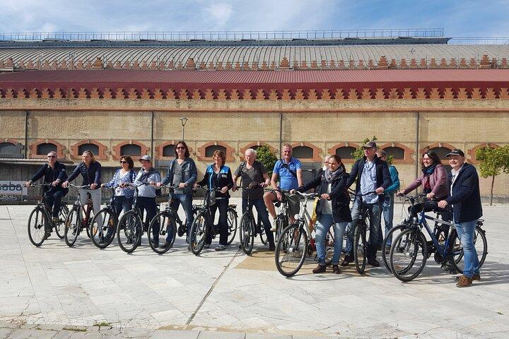 Begeleide fietstocht door Sevilla met een gecertificeerde gids