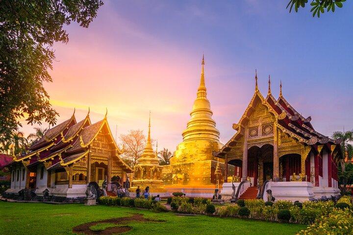 Halvdags Doi Suthep & Hmong Hill Tribe