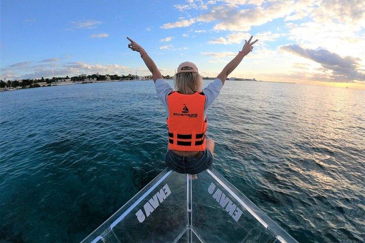 Esplora i Caraibi in Amazing Clear Boat Tour a Cozumel
