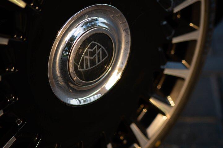 Dubai privétransfer in VAN Maybach-editie