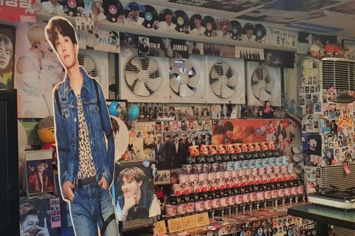 Private K-pop boyband Location Tour from Seoul City with Pickup