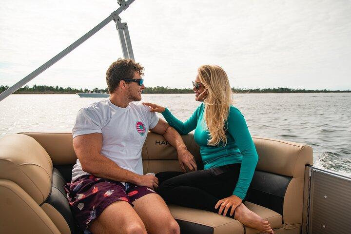 8-timmars Pontoon uthyrning i Fort Walton Beach