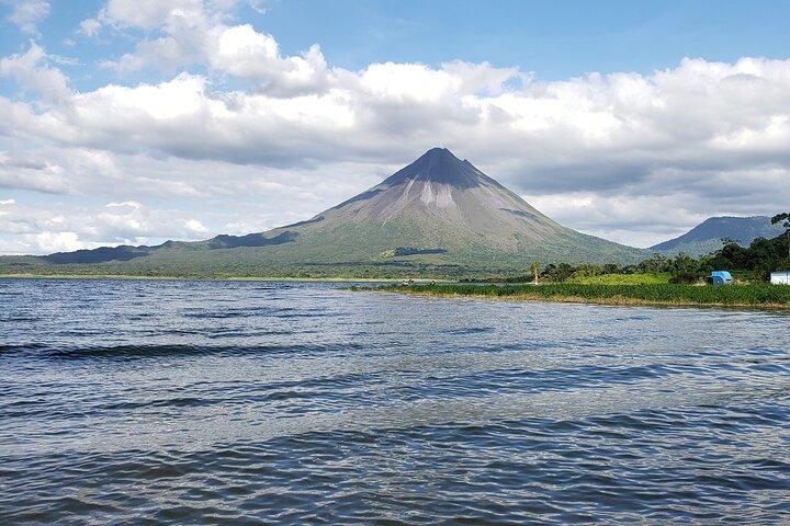 Traversata del Lago Arenal da La Fortuna a/da Monteverde