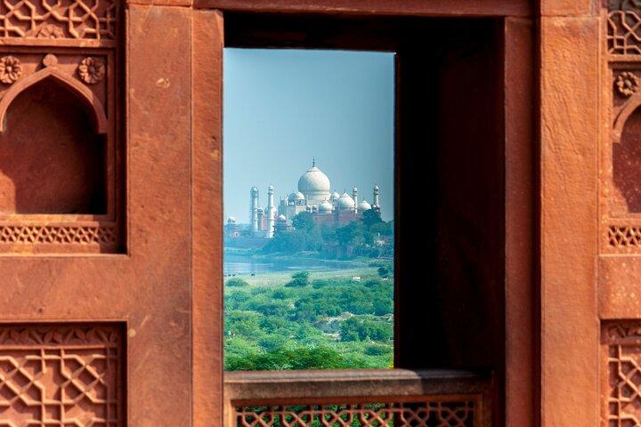 Esplora il tour della città di Agra di un'intera giornata in auto