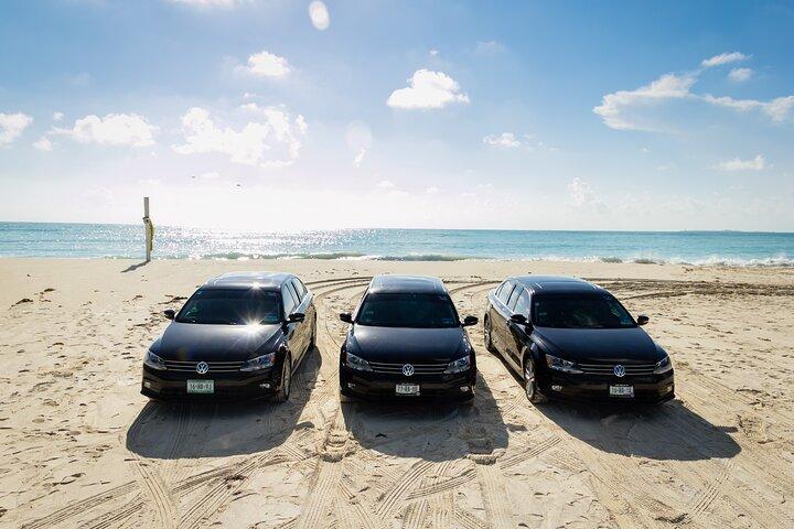 Vertrek in luxe sedan van Tulum naar de luchthaven van Cancun