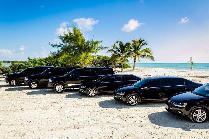 Vertrek in luxe sedan van Tulum naar de luchthaven van Cancun
