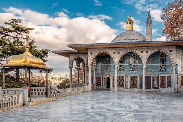 イスタンブール旧市街ツアー:トプカピ、アヤソフィア&バシリカシテルン