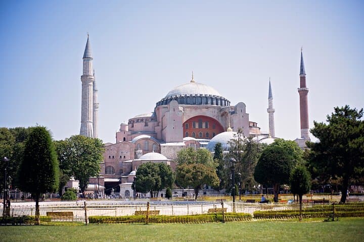 All-inclusive Private Guided Tour of Istanbul City
