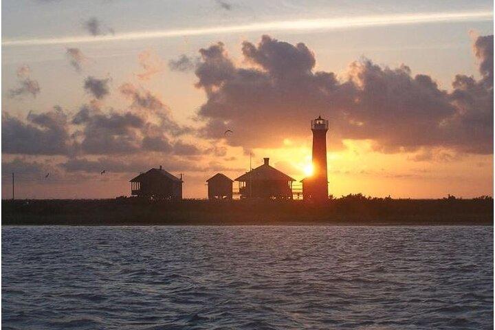 Private Delfinbeobachtung und Bootstour bei Sonnenuntergang in Port Aransas, Texas
