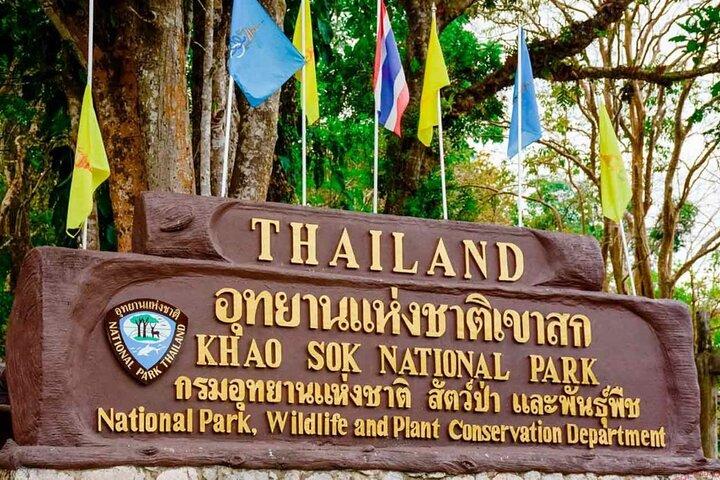 Randonnée au parc national de Khao Sok et excursion en radeau de bambou au départ de Khao Lak