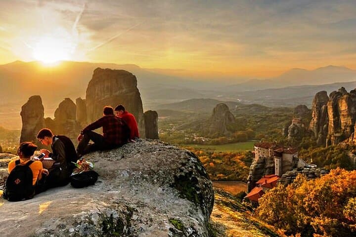 A unique day private tour to Meteora Monasteries from Athens