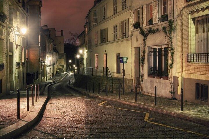 Ghosts of Paris: Mona Lisa Murder Mystery Puzzle Walk