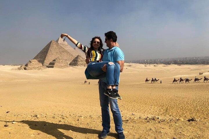 Pyramides de Gizeh, Sphinx, Pyramide de Sakkara, Memphis avec guide expert privé