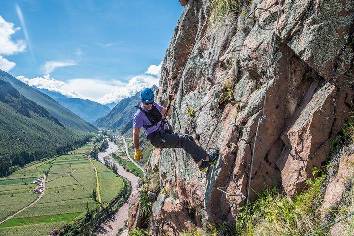 Aventura de tirolesa com almoço em cápsula transparente de Cusco -Sky lodge
