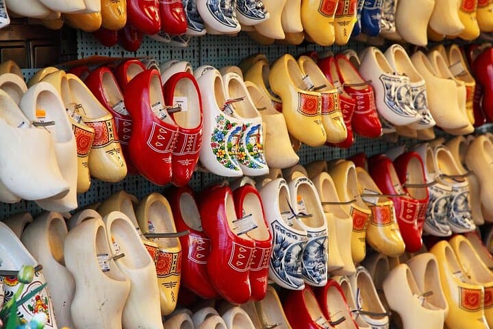 Private Tour to the Windmills, Cheese and Clogs and Volendam from Amsterdam