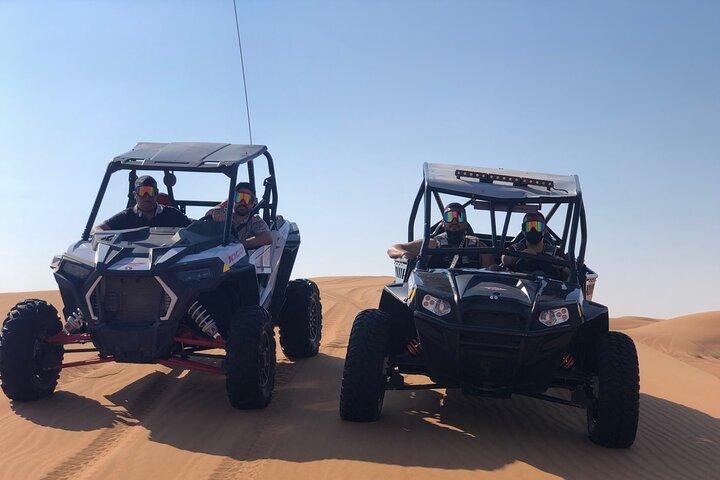 Buggy-avontuur in de woestijn in Dubai