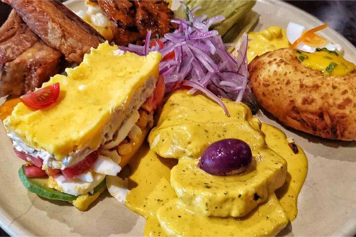 Une visite gastronomique guidée de 3 heures avec 4 restaurants emblématiques d'Arequipa