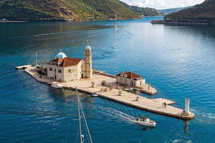 Den gamle kaptajnens smil-tur i Kotor