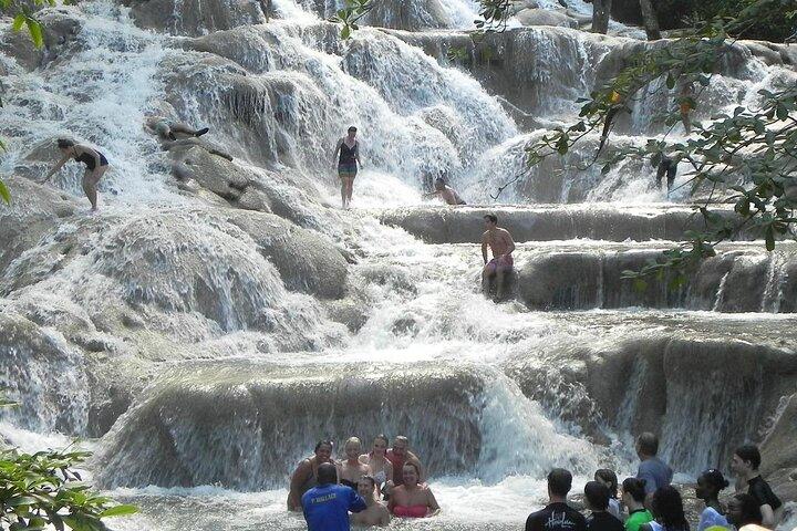Visite privée de Dunn's River Falls et Blue Hole Ocho Rios Jamaïque
