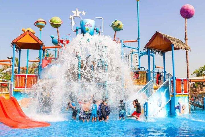 Parque acuático del Reino de las Perlas e Isla de las Leyendas