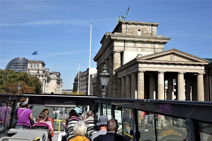 Berlin City Hop-on Hop-off Tour with Optional Cruise