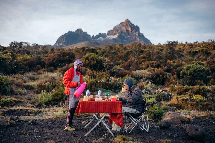 Climbing Kilimanjaro through 7 days Machame Route
