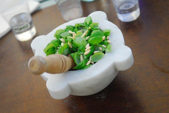 ランチ付きチンクエテッレペストコースアクティビティ