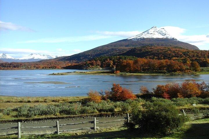 Parc national de 5,5 heures avec randonnée excursion à terre - USHUAIA (visite privée)