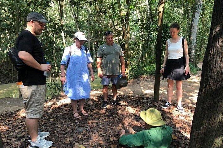 Visita guiada aos túneis de Cu Chi – Explore a História da Guerra do Vietname