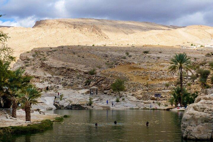 Private Tour - Whaiba Sand & Wadi Bani Khaled