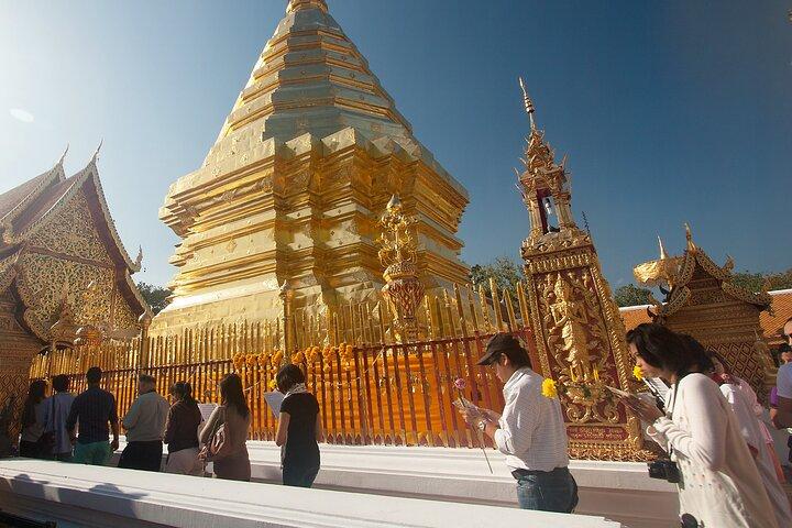 Tour Privado de Meio Dia em Wat Phra That Doi Suthep e Templos de Chiang Mai
