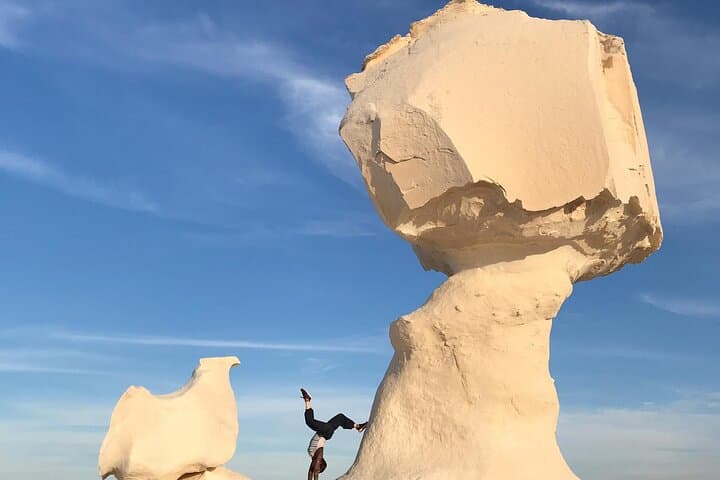 White Desert and Bahariya Oasis Tour
