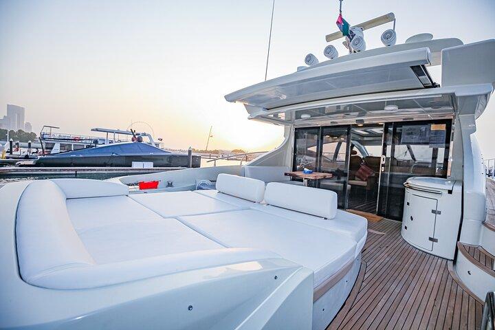 Croisière privée en yacht Azimut de 68 pieds