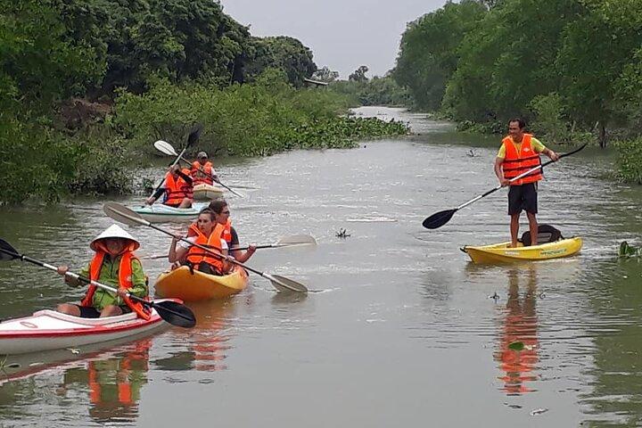 Giornata intera fuori dai sentieri battuti del delta del Mekong.