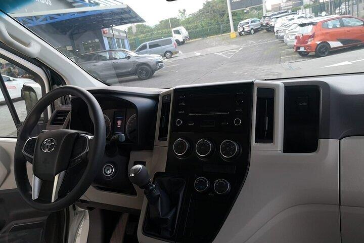 Privater Transfer von San Jose Flughafen oder Guanacaste Hotels