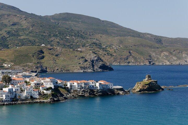 Privat transfer från Andros hamn till Andros stad