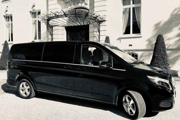Exclusive Champagne Tour : 2 Maisons Familiales & Restaurant inclus