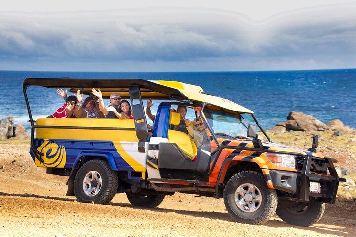 Aruba Natural Pool och Indian Cave Rugged Jeep Safari
