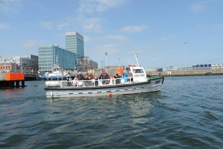 A histórica excursão guiada pelo Old Liffey Ferry em Dublin