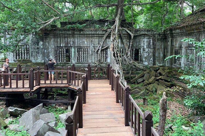 Kbal Spean、Banteay Srei、Beng Melea、Roloous 寺院ツアー