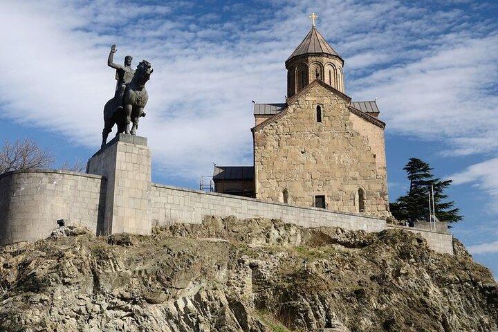 5 days and 4 nights. Hotel and group tours "Everything about Georgia.