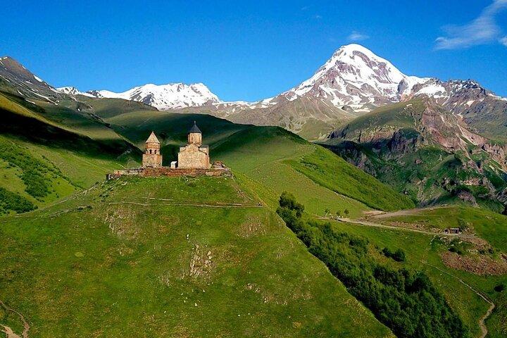 5 days and 4 nights. Hotel and group tours "Everything about Georgia.