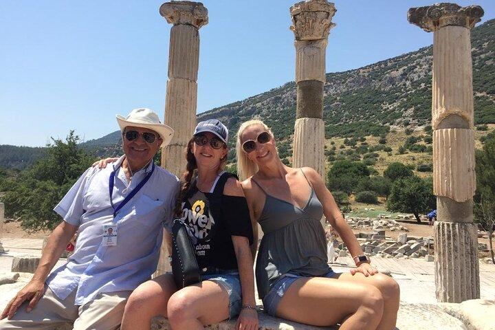 Ephesus Private Tour and Lunch from Kusadasi. Turkish Bath opt.